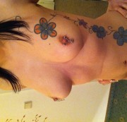 TeenGTH - Teenygirl macht Handjob perfekt