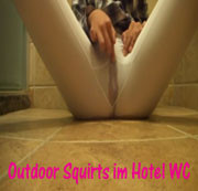 TeufelEngel-NRW – Outdoor Squirts im Hotel WC