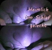 Tia-Bell - Heimlich im Schlaf geleckt
