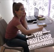 TinyEmily – Geile Studentin vom Professor verführt und durchgevögelt!