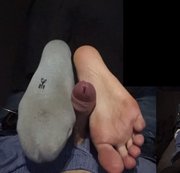 Tobey_for_real – Emily Reverse Sockjob / Footjob