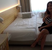 TommyArmaros – Treffen mit MaryHaze…Einfacher Solodreh entwickelt sich zum ungeplanten Creampie