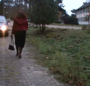 Vamp-LuderDD - Das geplatzte Date ! Business-Lady, ferkelt vor veruchter Location!!