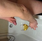 VanessaDoll – Das Püppchengesicht trinkt meine Warme Pisse