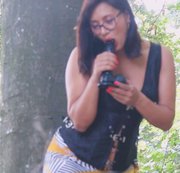 VictoriaSteele – Titten spielen im Wald und machen auch einen tollen SLOPPY BLOWJOB! begleite mich?