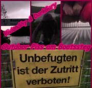 VivianShy - Outdoor Piss am Bootssteg