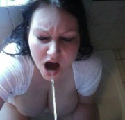 WET-CUNT - Hmmm lecker Natursekt...