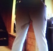 _hotmama_ - ins wohnzimmer gepisst