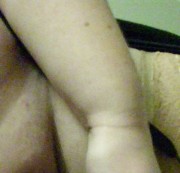 bayrischehuegel - Dildo-Spiele im Fahrstuhl