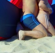 daniela305876 - ein Quickie mit dem Rettungsschwimmer an Strand.)