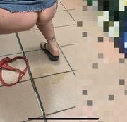 devil-sophie – Im Getränkemarkt – Flasche eingeführt und danach alles voll gepisst !!