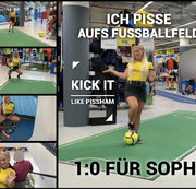 devil-sophie – Ich pisse aufs Fußballfeld – Kick it like Pissham ;P – 1:0 für Sophie