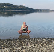 devil-sophie – Ruck zuck Slip aus und in den Möhnesee gepisst :-P