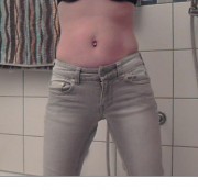 eddyminga - In die ENGE Jeans gepisst