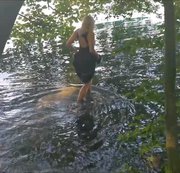 emmaline717 – Spanner filmt mich beim heimlichen pinkeln