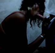 entjungfer-mich - Schneller Blowjob in der Toilette