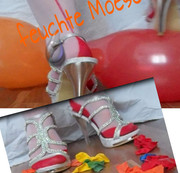 feuchteMoese82 - Ballon Massaker mit silber High Heels