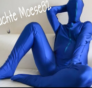 feuchteMoese82 - blauer Glanz Ganzkörper Catsuit und schwanger
