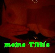 fickarella18 - Meine großen Brüste