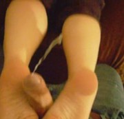 footjobmodel – mit den füssen abgemelkt…