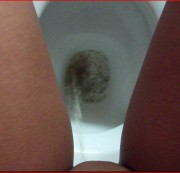 glamoure-zicke - Mal pipi gemacht........(userwunsch)