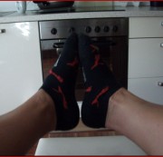 glamoure-zicke - meine füsse in sneakersocken.....
