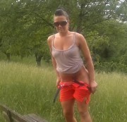 glamoure-zicke - GEILES outdoorpissen auf der Parkbank!!!!