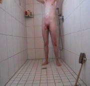hannes1184 – Beim duschen