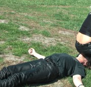 heelqueen - oster-user-piss-session2(facesitting)