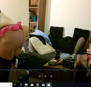 hornyloreen – Sie will doch nur spielen mit dir