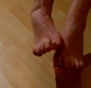 hot4you2 - Mein Füsschen stehen Dir für dein Lusterlebnissss gnadenlos zu