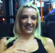 hotfiona - Blank ziehen im Öffentlichen Bus