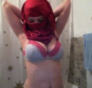 indira666 - Muslime zieht blank ! strip.. (rollenspiel)