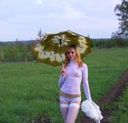 irishka - Wandern mit einem Schirm. Ich finde eine Verwendung zu sie ...