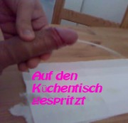 jerkboy18 - Auf den Küchentisch gespritzt Handvideo