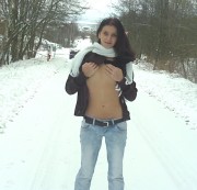 katrin-18 – Zeige dir Titten