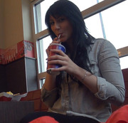 katy-young - Durchgefickt in 2 Burger Läden