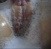 kleineHexe45 - heißer Zeitvertreib in der Badewanne ;-)