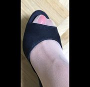 maleax – Kniestrümpfe und Peeptoes
