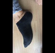maleax – Boots und schwarze Sportsöckchen
