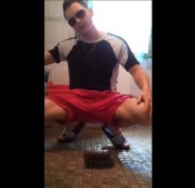 mysticwonder - Pee in die Shorts... (NS)