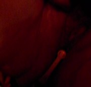 nancy35 - befriedigung mit Elecktrozahnbürste im Pornokino teil 1