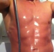 newcomer0105 - Kurzes Duschvideo