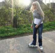 nika85 – Rollergirl