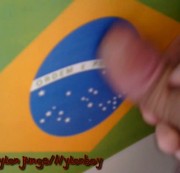 nylonjunge - **FAN Wunsch** - Brasilien: Flagge bespritzen