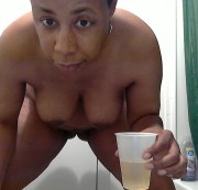 pcgirl68 – peeing in plastic cup