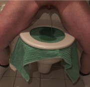 peedreamteam - Auf ein Handtuch gestrullert