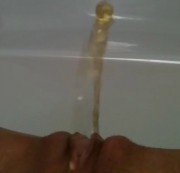 peedreamteam - Mit Morgen-Pipi selbst angepisst