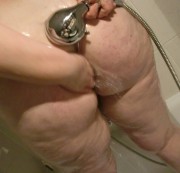 sanny-fun - Ich beim Duschen ( alle ritzen schön sauber ;-)