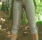 sexy-engel - Outdoor in die Jeans gepisst